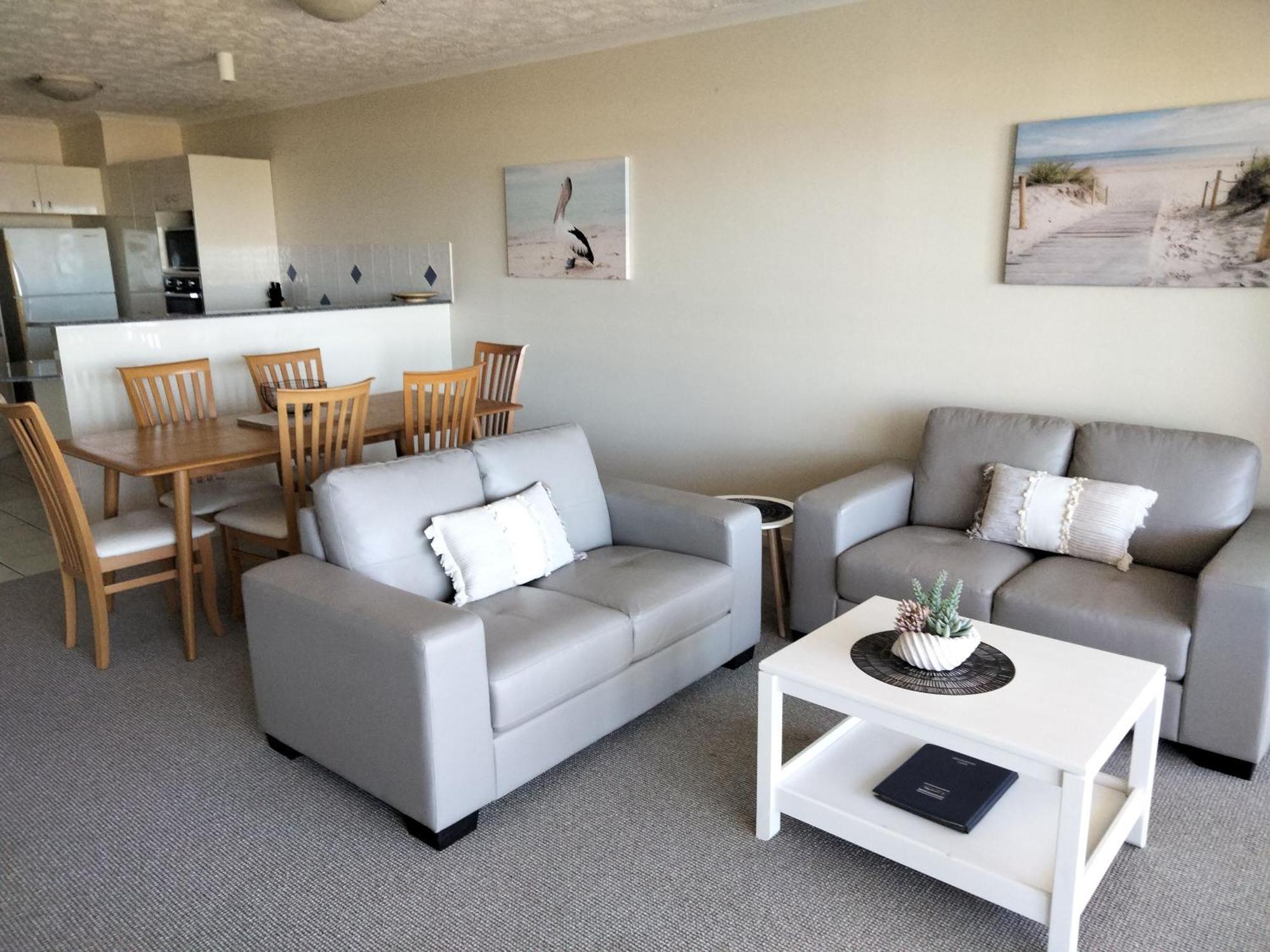 Moorings Beach Resort Caloundra Exteriör bild