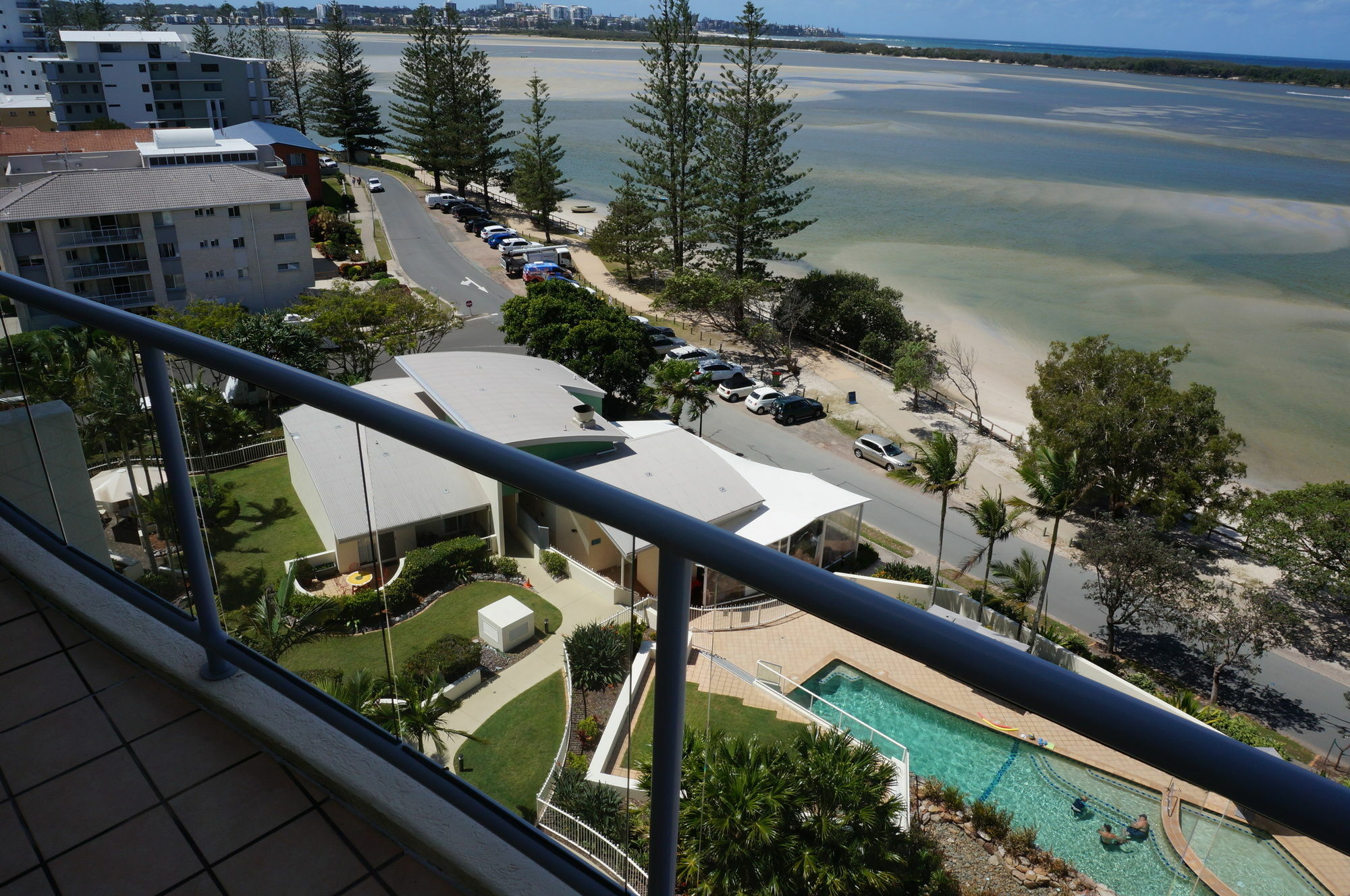 Moorings Beach Resort Caloundra Exteriör bild